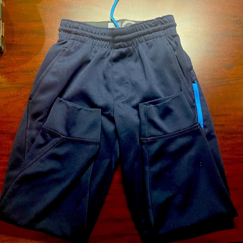 EUC boys champion sweatpants size S 6/7